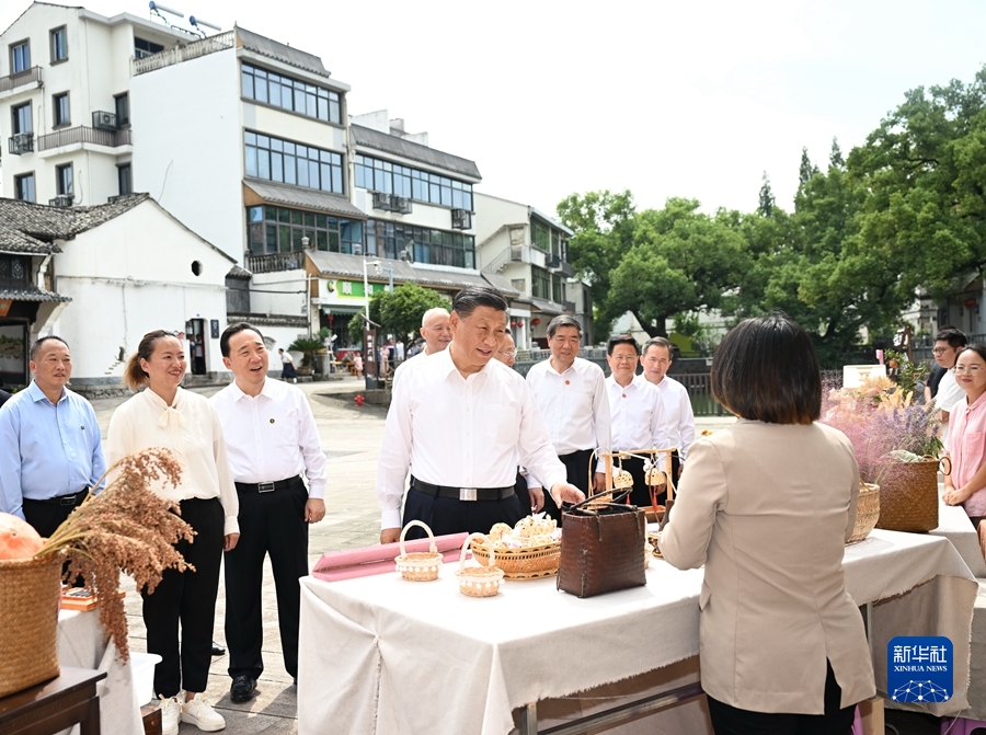 习近平在浙江考察时强调 始终干在实处走在前列勇立潮头 奋力谱写中国式现代化浙江新篇章