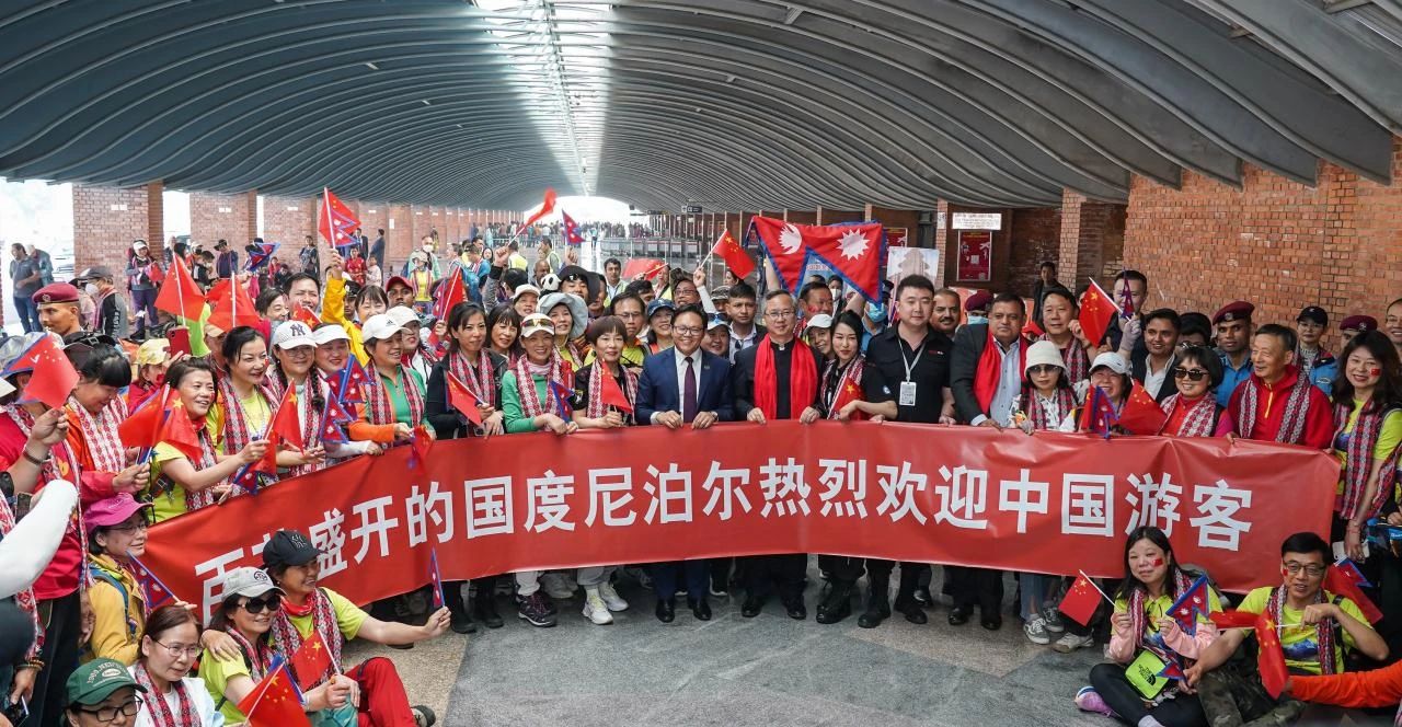 欢迎各国朋友来趟中国行 www.ctnews.com.cn
