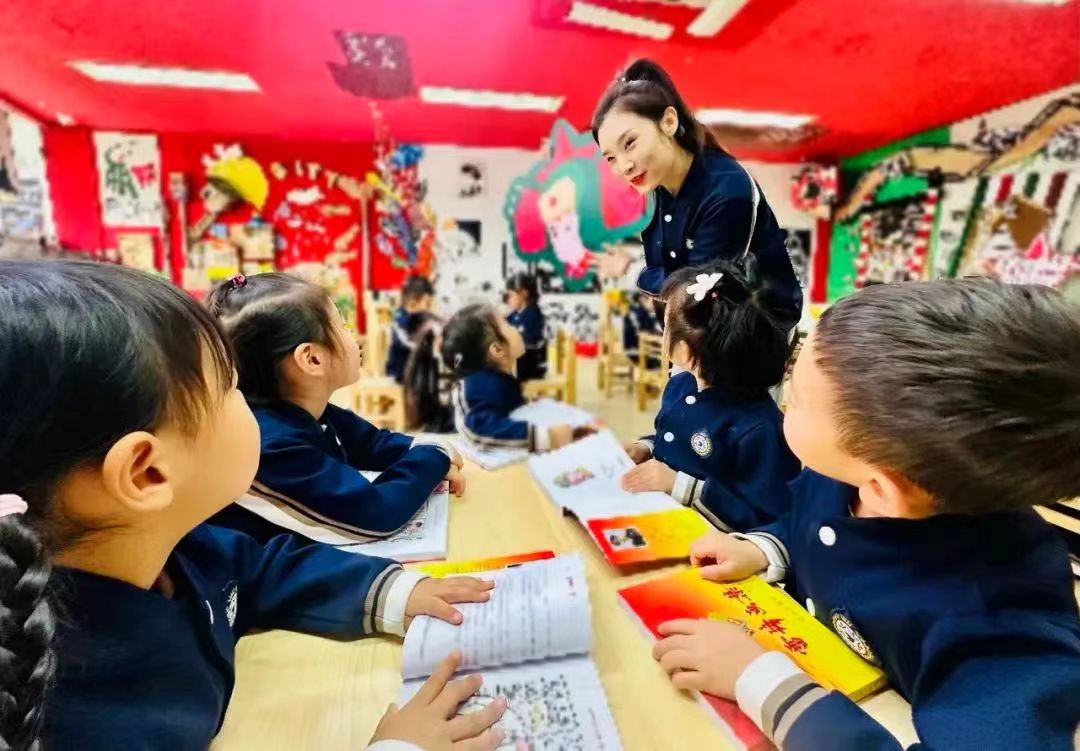 学雷锋系列活动.jpg